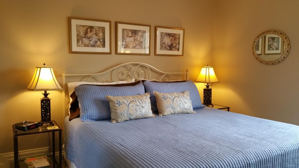 John'S Gate Gourmet B&B Niagara-on-the-Lake ภายนอก รูปภาพ