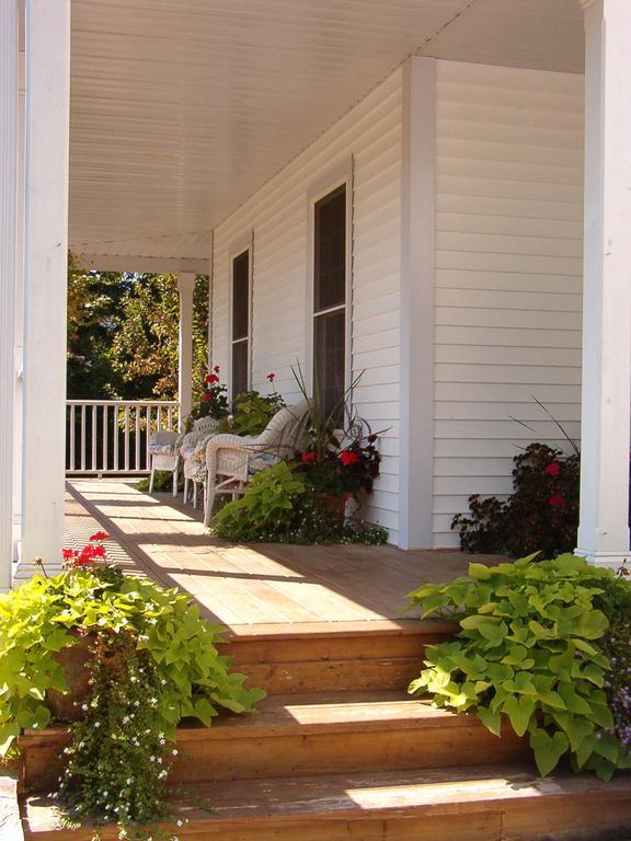 John'S Gate Gourmet B&B Niagara-on-the-Lake ภายนอก รูปภาพ